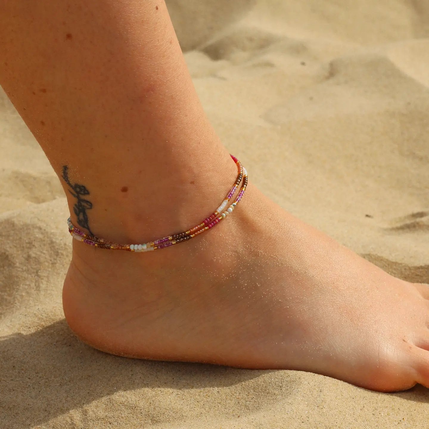 Goldene Stunde Bunte Perlenfußkette