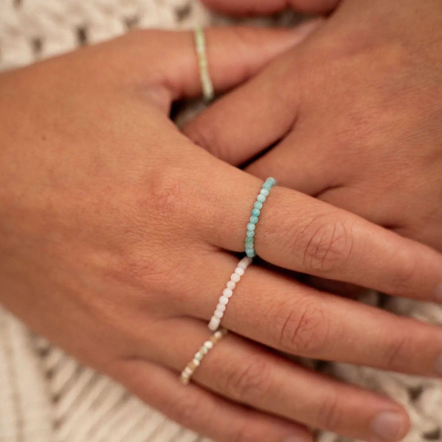 Kualoa - Perlenbesetzter Stretchring